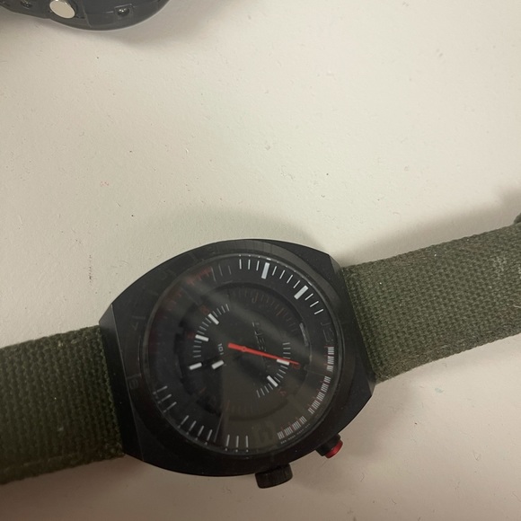 Men’s watches. GShock and Diesel. Needs batteries. - Picture 7 of 8